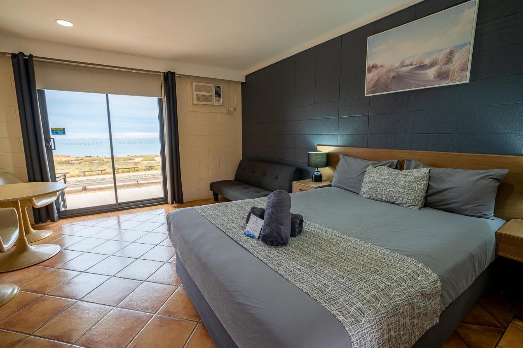 Hospitality Port Hedland Motell Exteriör bild