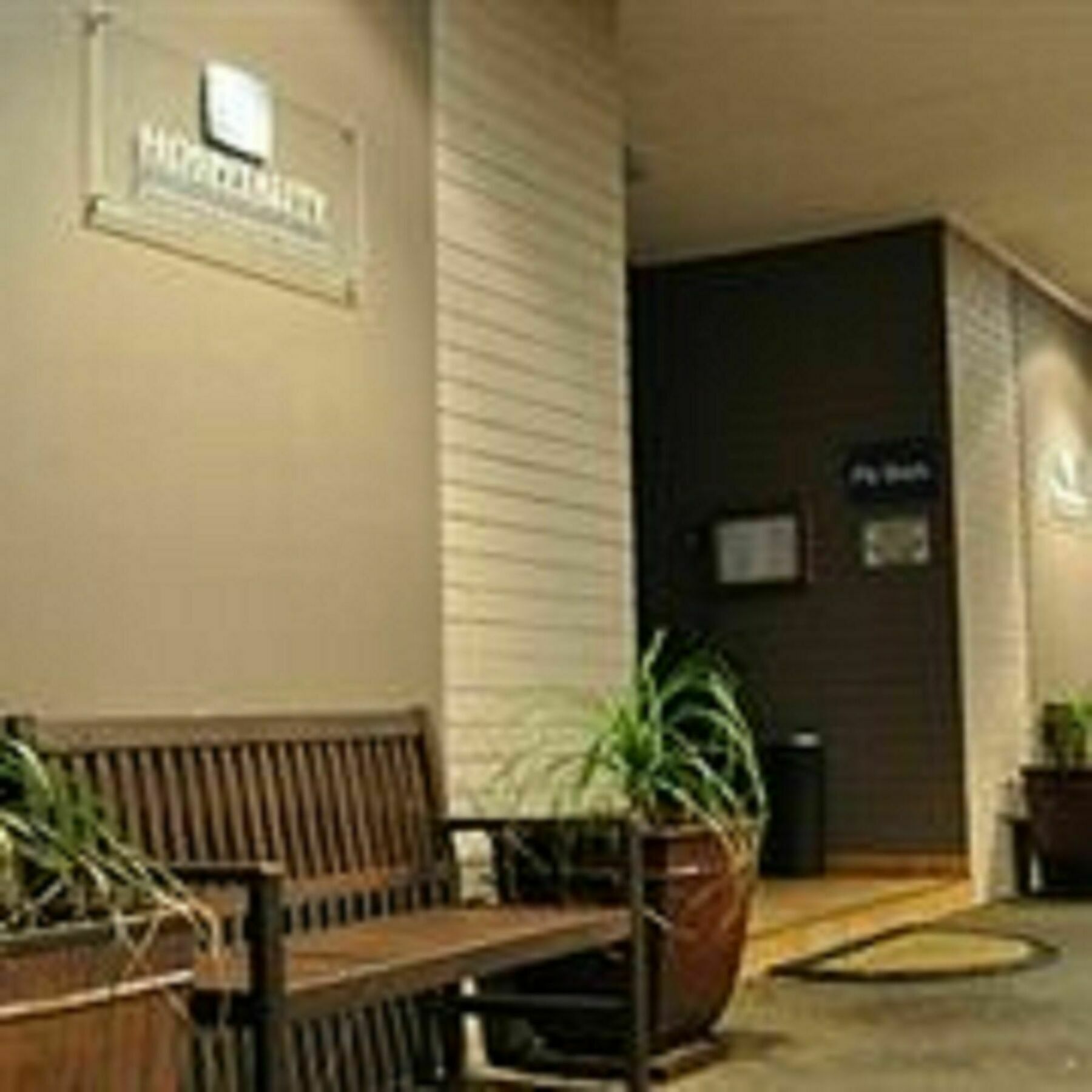 Hospitality Port Hedland Motell Exteriör bild